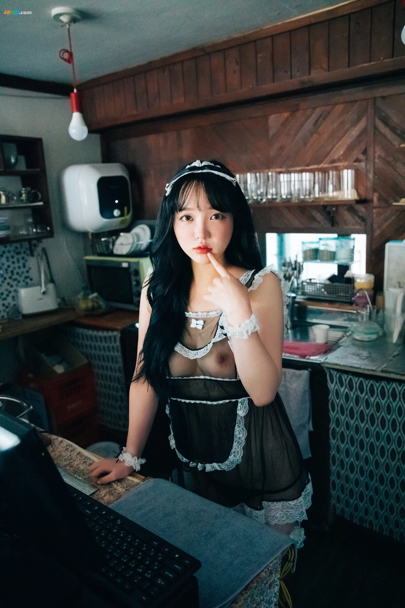 [Loozy] Son Ye-Eun (SonYeEun) - Fetish Cafe — photo 1
