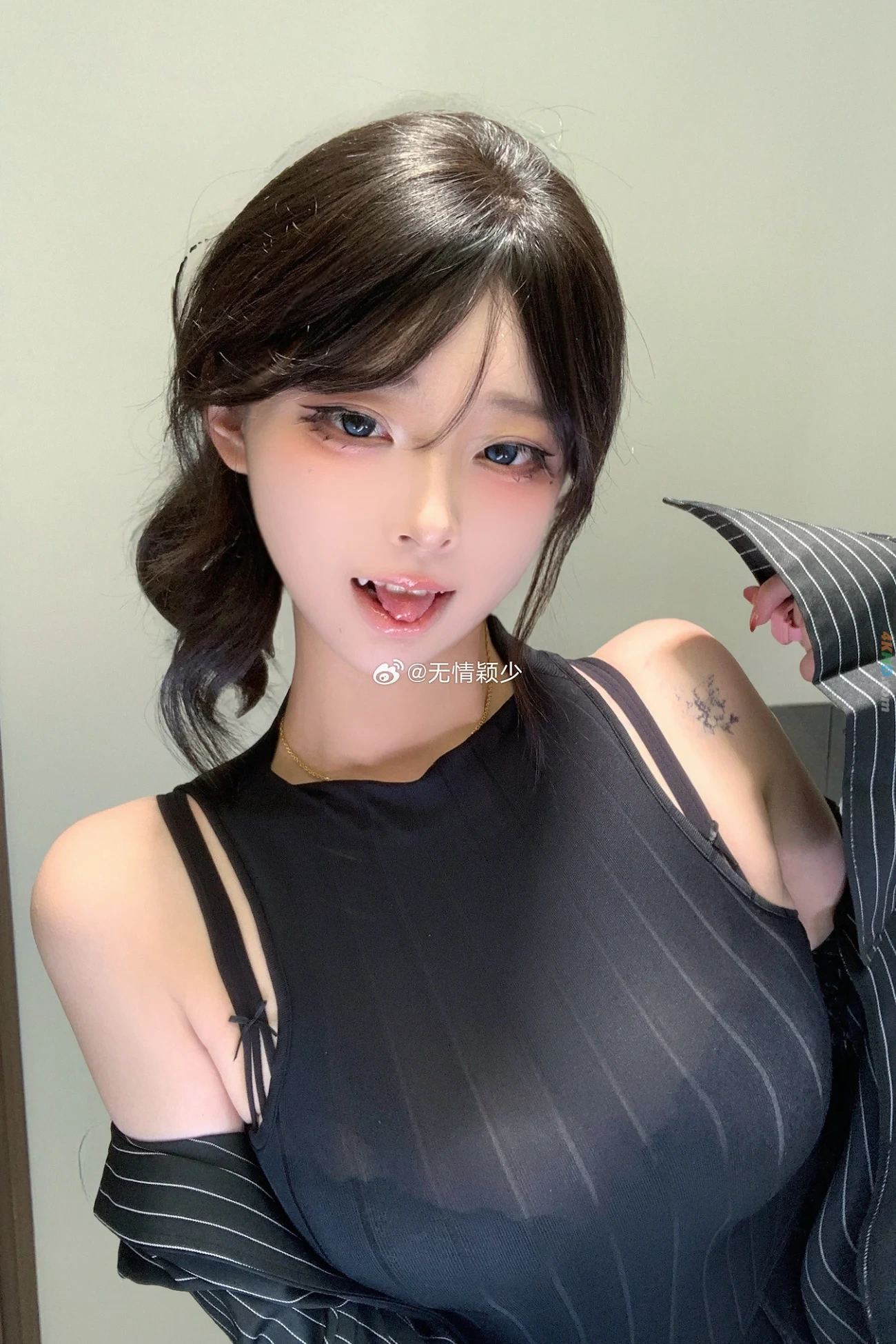 WuQingXiaoXiaoYing 001-005 — photo 377