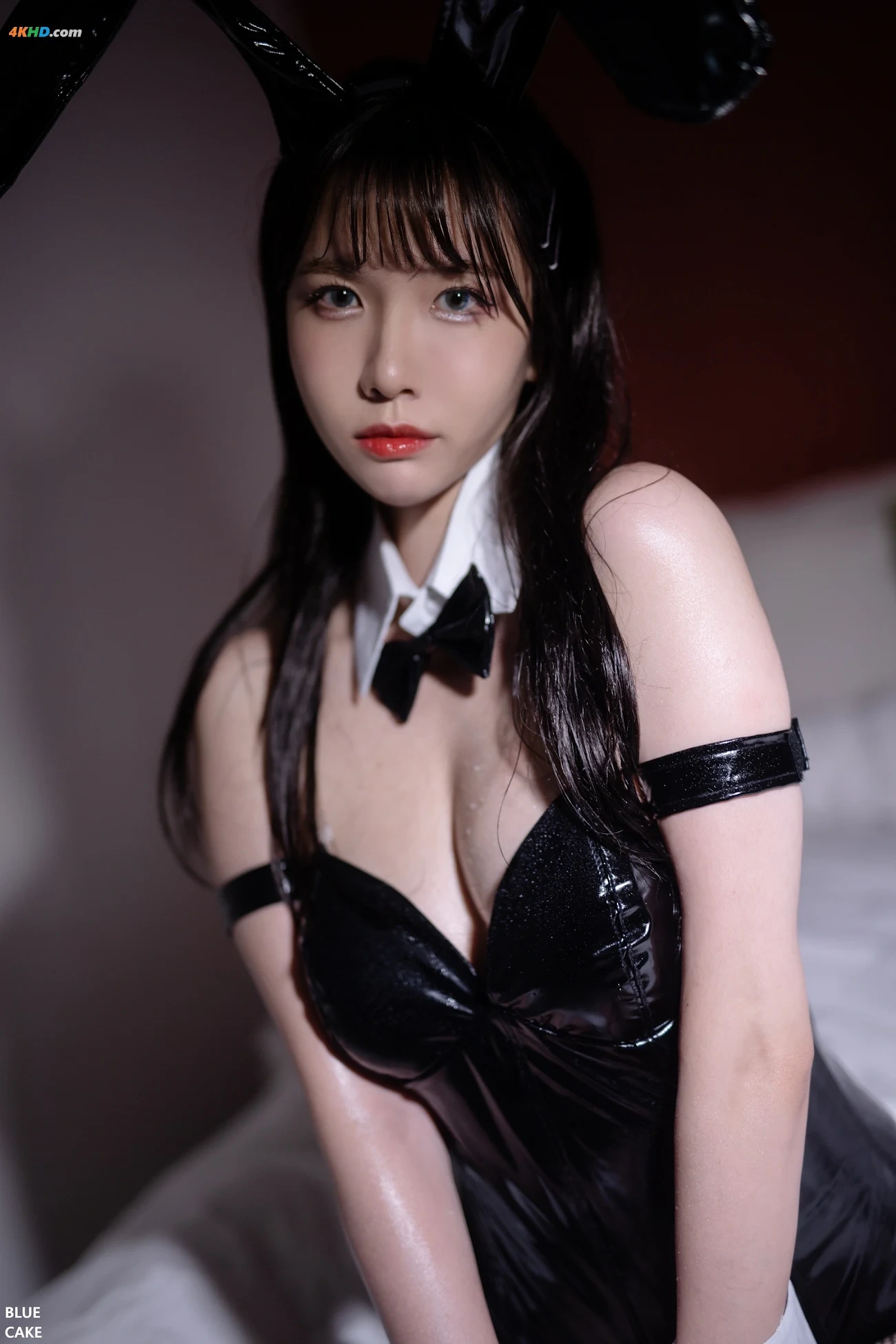 Ahrin - White & Black Bunny — photo 65