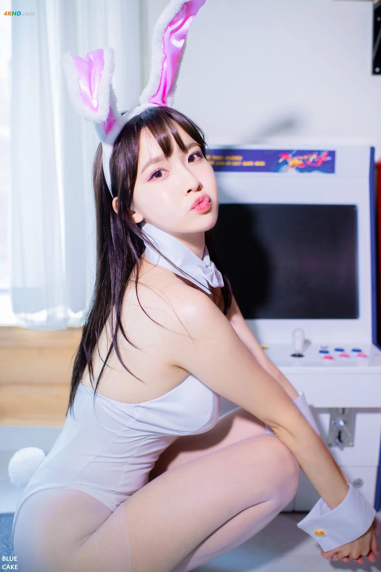 Ahrin - White & Black Bunny — photo 102