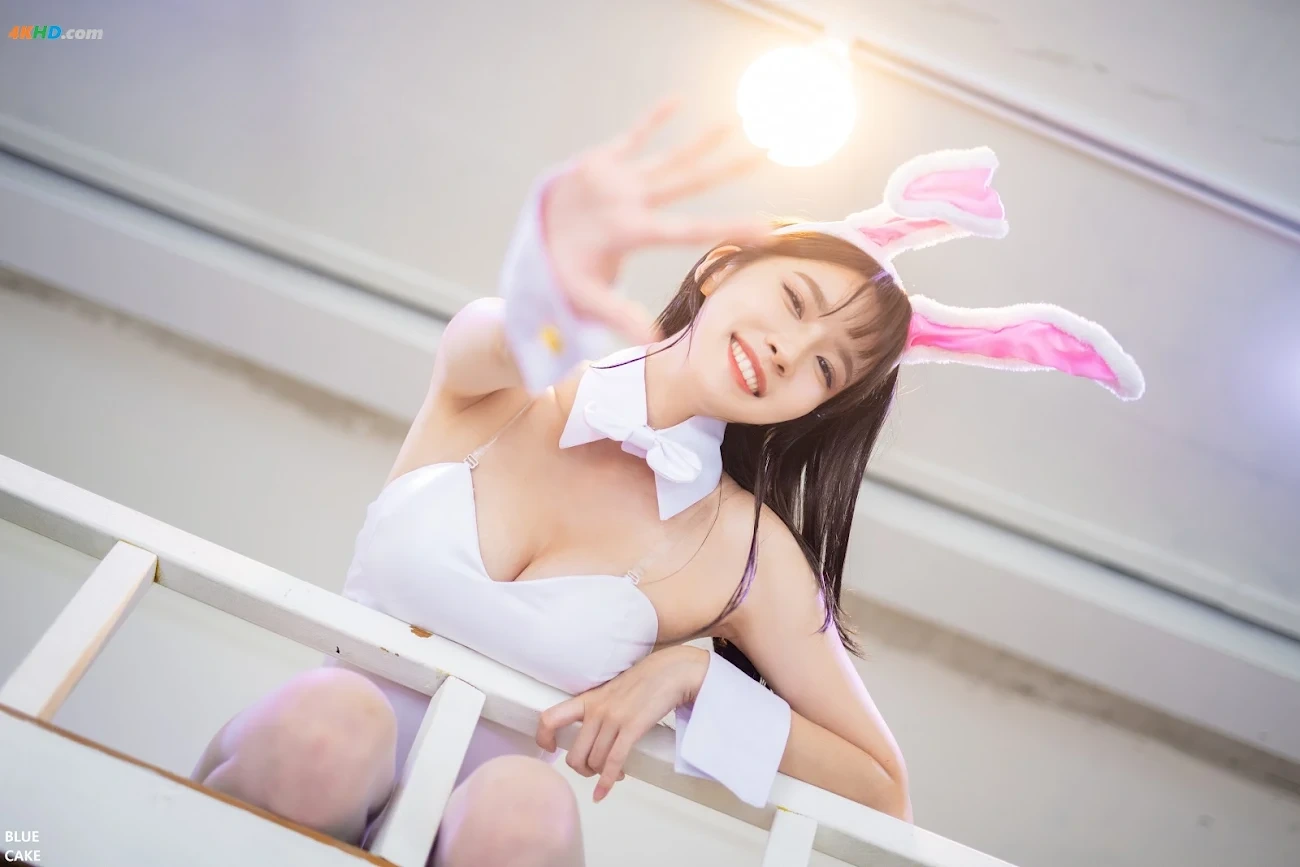 Ahrin - White & Black Bunny — photo 120