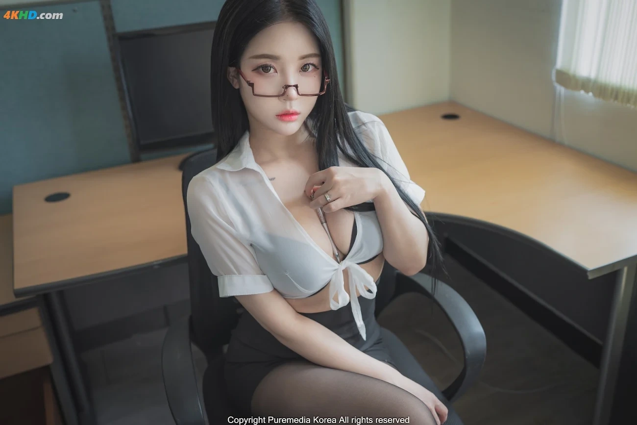 Pure Media Vol.182 Bomi (BoMi) - Bomistry's Office(1102MB)(96photos) — photo 7