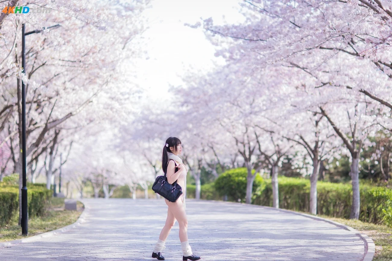 LiuWeiDiHuangJiang - YingHuaNuYou(236MB)(53photos) — photo 12