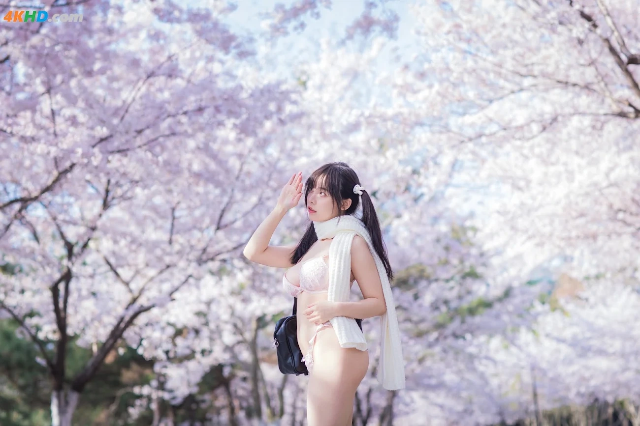 LiuWeiDiHuangJiang - YingHuaNuYou(236MB)(53photos) — photo 15