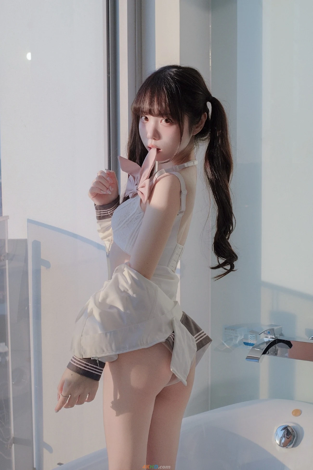 KeKeXiaoBaiTu FangKeHouDeSiRenShiJian — photo 15
