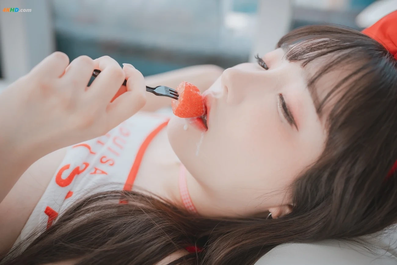 DJAWA Photo - Son Ye-Eun (SonYeEun) - Strawbeery Girl Uncensored(563MB)(82photos) — photo 66