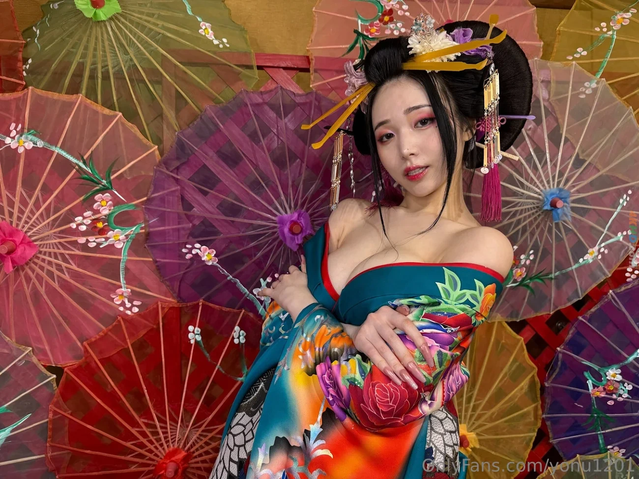Yeon Woo JinQiof — photo 36
