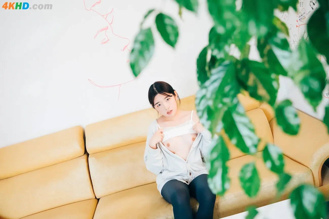 [Loozy] ErZi - WoBuHaiPa (117P) — photo 3