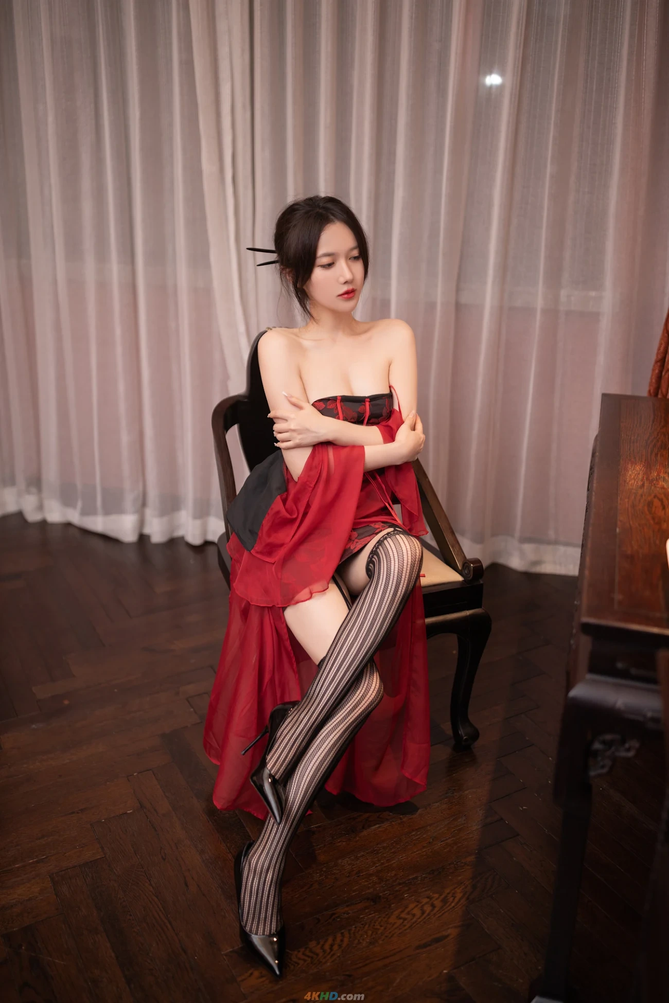 [NeiGouWuShuiYin] YuZiJiangFish - XiuRenWangMoTe LuoYeYouQing — photo 70
