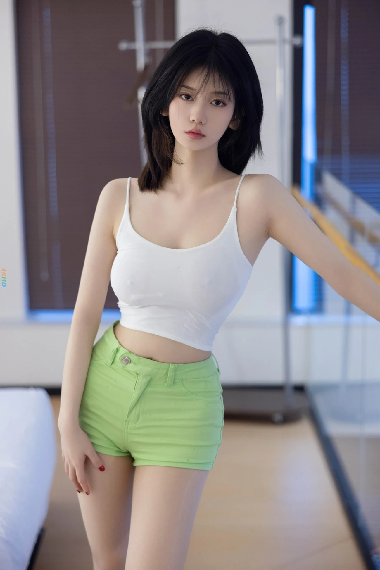 [NeiGouWuShuiYin] LingQiQi - XiuRenWangMoTe XingGanXiaoDiaoDai — photo 4
