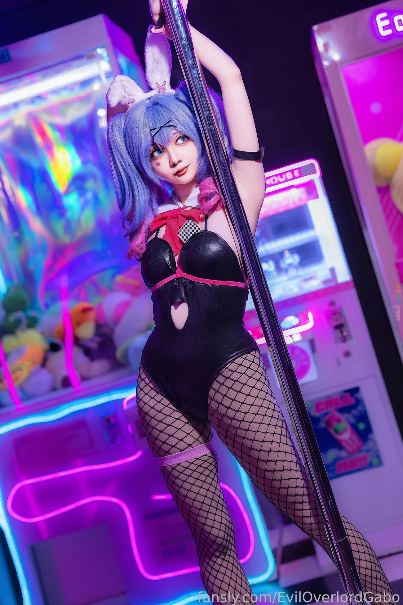 Evil Overlord Gabo - Rabbit Hole Miku — photo 2