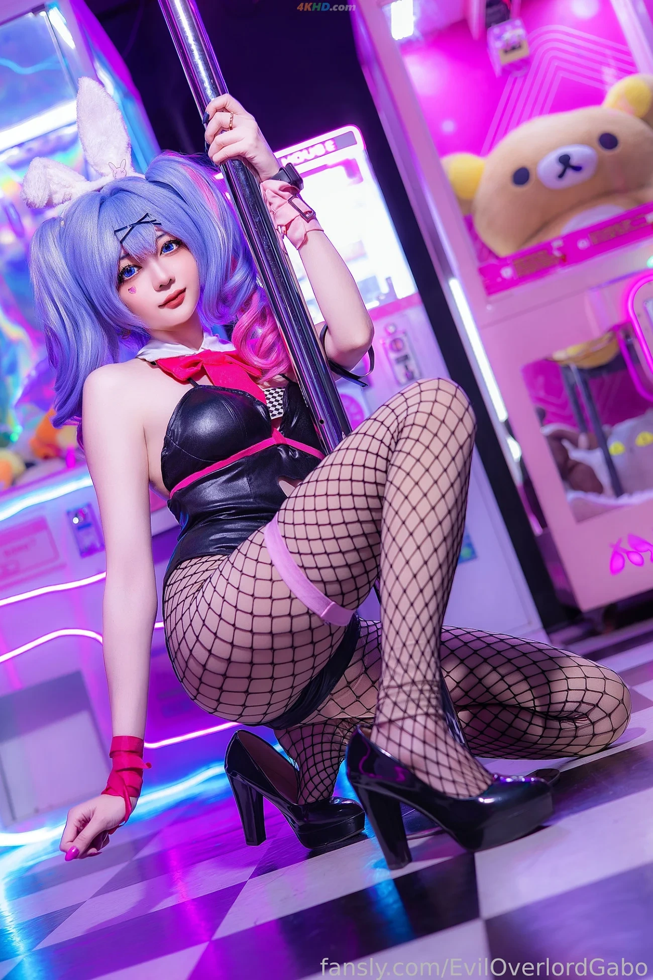 Evil Overlord Gabo - Rabbit Hole Miku — photo 9