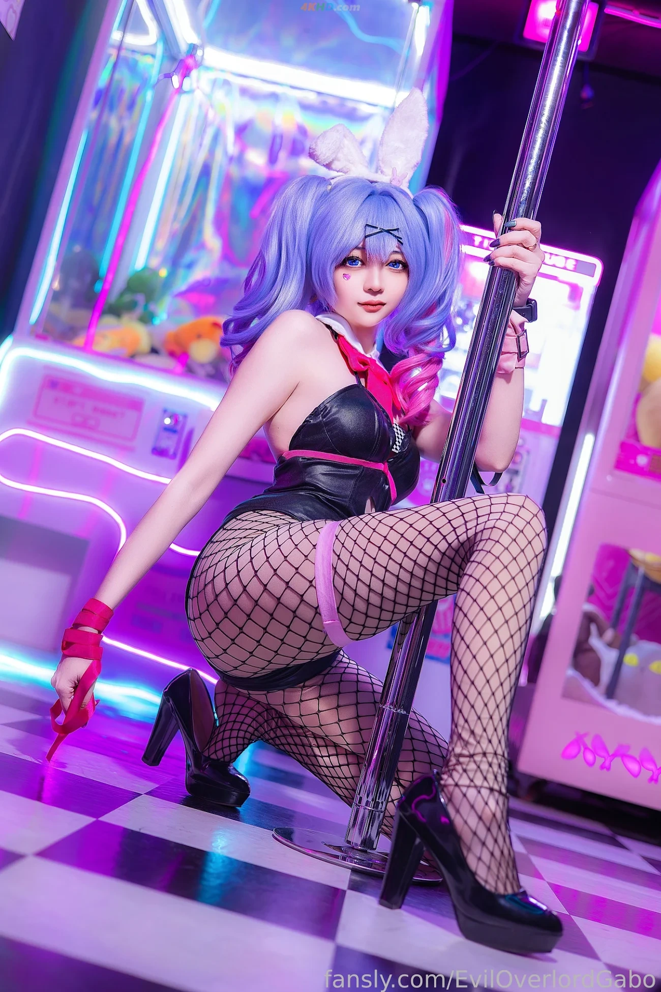 Evil Overlord Gabo - Rabbit Hole Miku — photo 10
