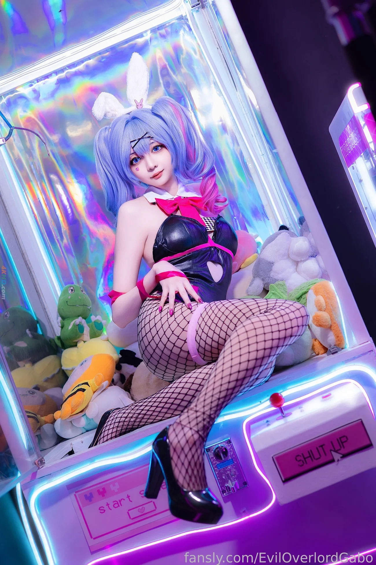 Evil Overlord Gabo - Rabbit Hole Miku — photo 13