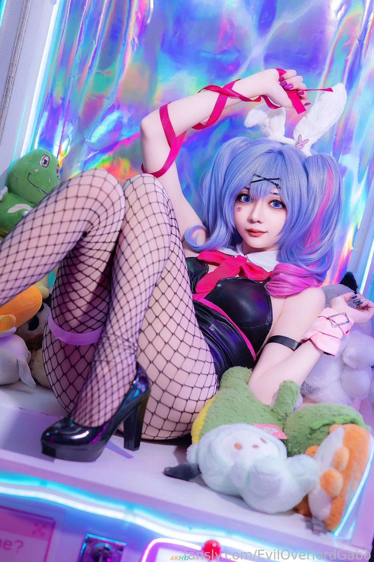 Evil Overlord Gabo - Rabbit Hole Miku — photo 22