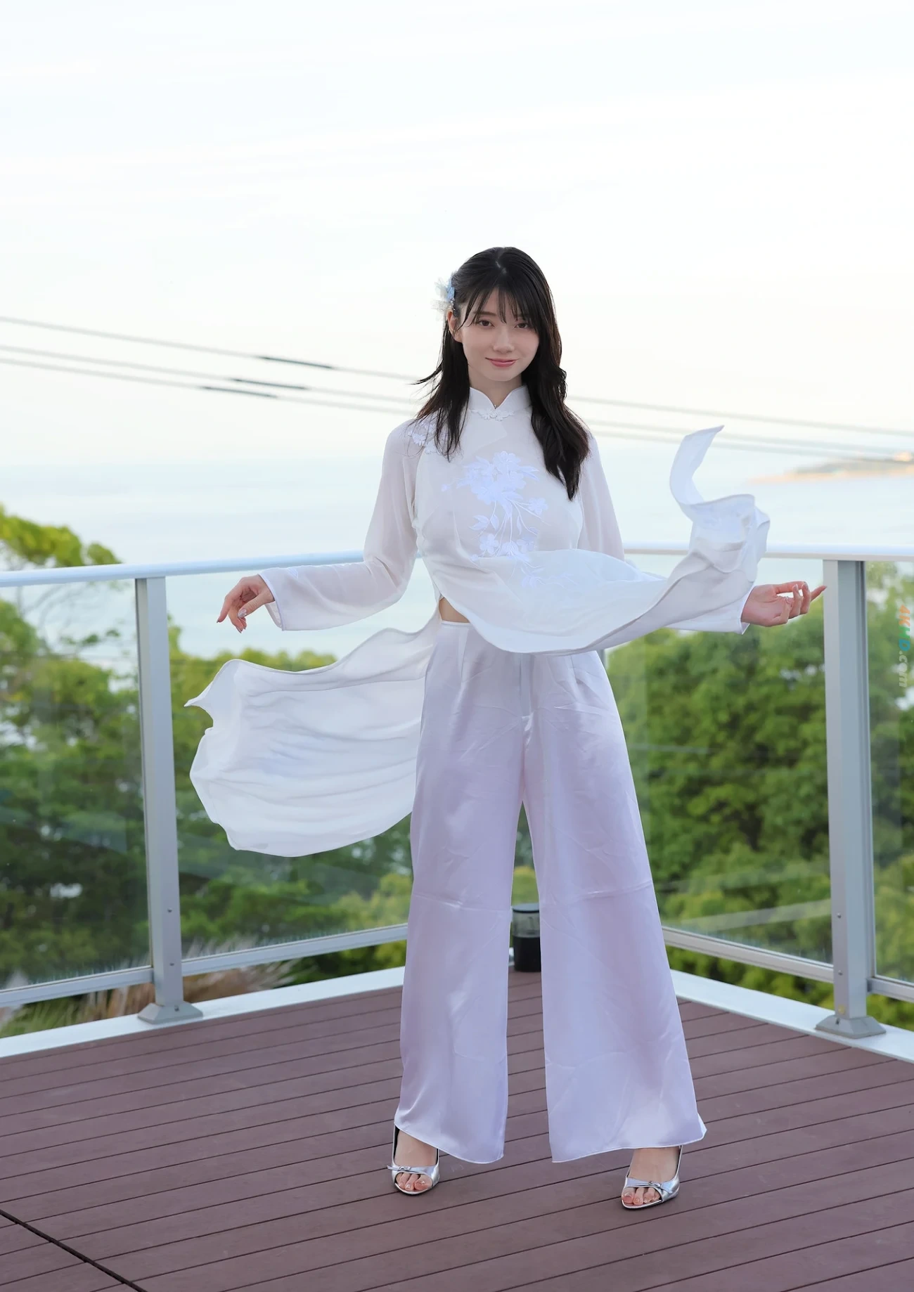 [JP] Kanna Seto (LaiHuHuanNai) - chiyottoDaitteteJinkaraBenQiChusuyo — photo 40