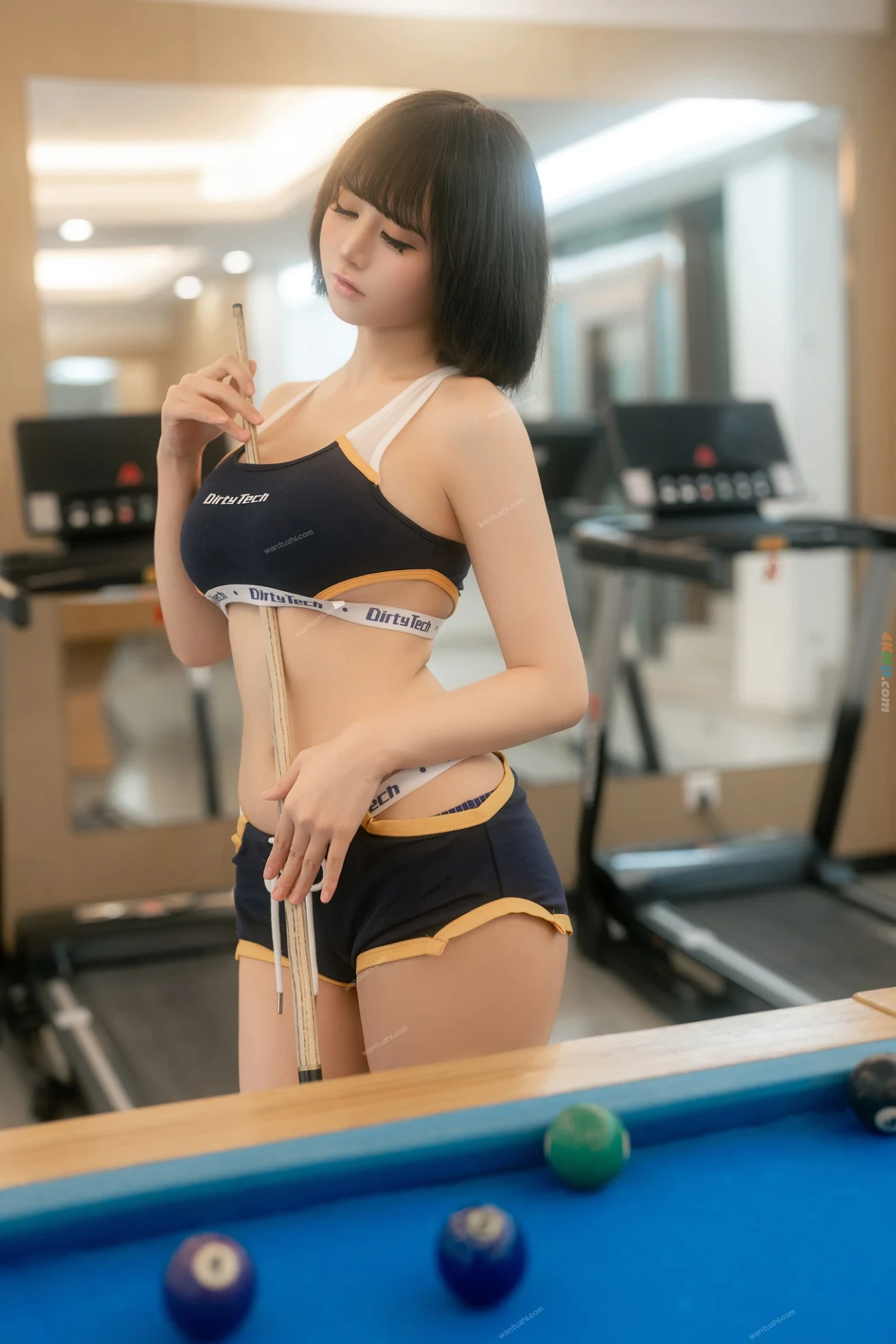 TieShouJiaoShou BaoBao JianShenFangDeMiMi — photo 2