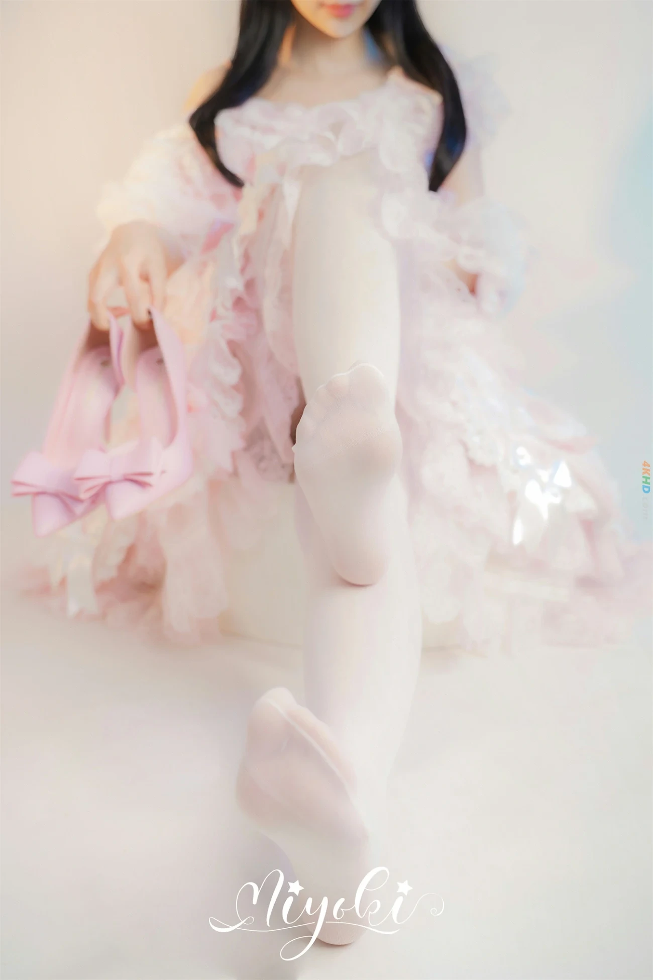 LingMuMeiXiao(Misaki Suzuki) ZheMeKeAiJiShiShiBianTaiYeMeiGuanXiBa — photo 10