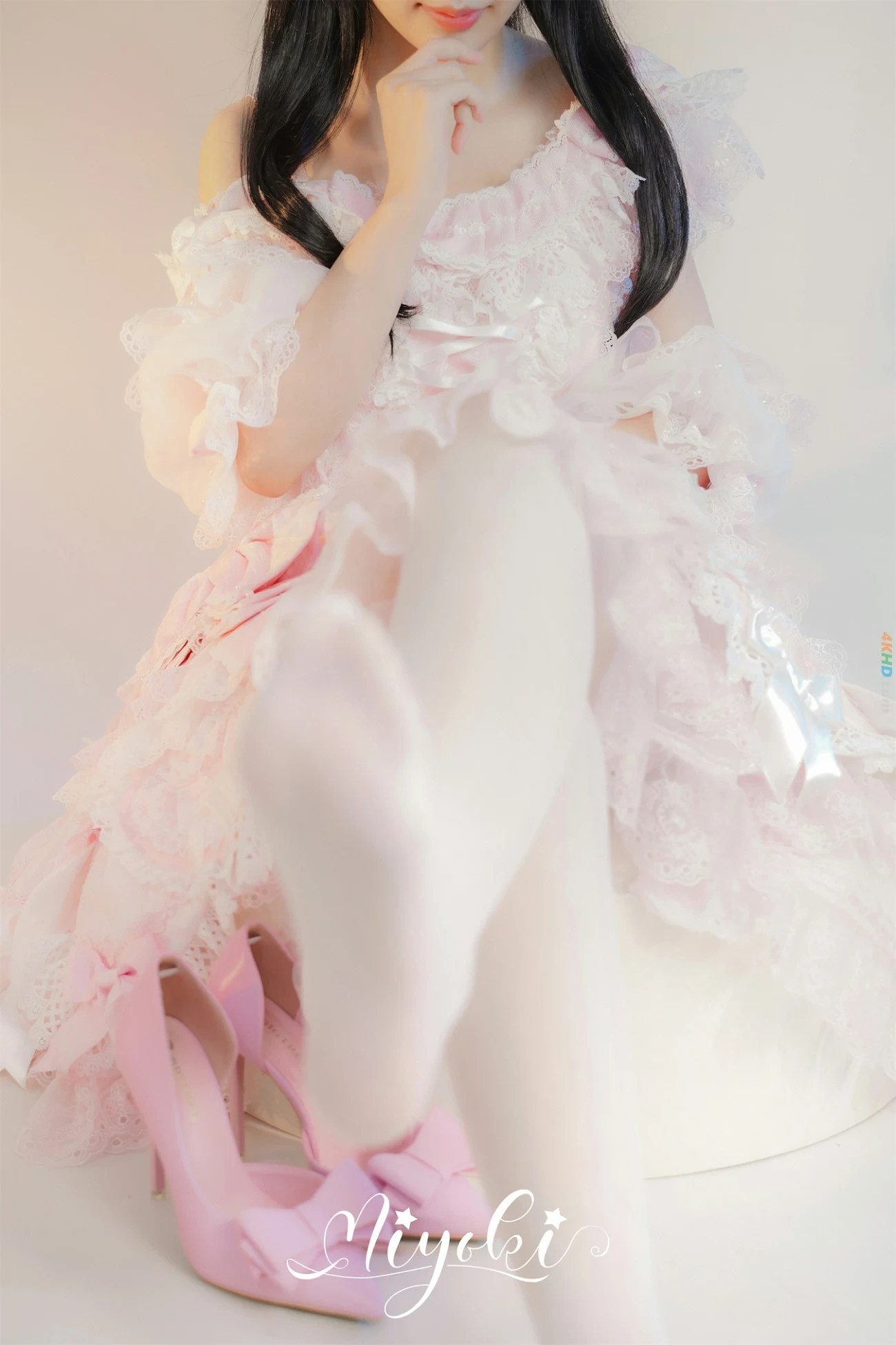 LingMuMeiXiao(Misaki Suzuki) ZheMeKeAiJiShiShiBianTaiYeMeiGuanXiBa — photo 12