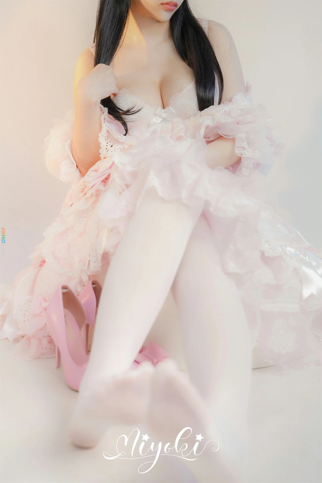 LingMuMeiXiao(Misaki Suzuki) ZheMeKeAiJiShiShiBianTaiYeMeiGuanXiBa — photo 13