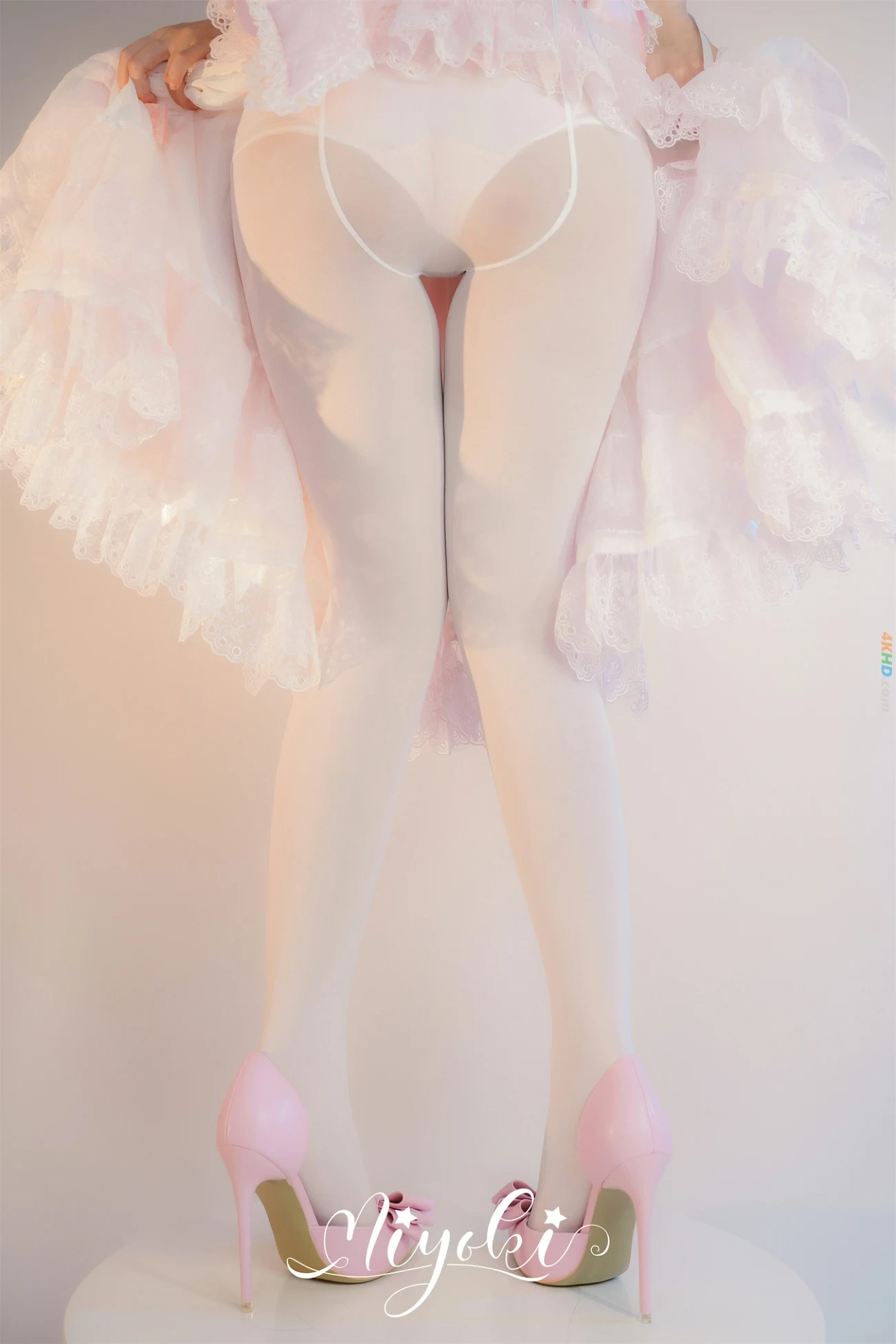 LingMuMeiXiao(Misaki Suzuki) ZheMeKeAiJiShiShiBianTaiYeMeiGuanXiBa — photo 25