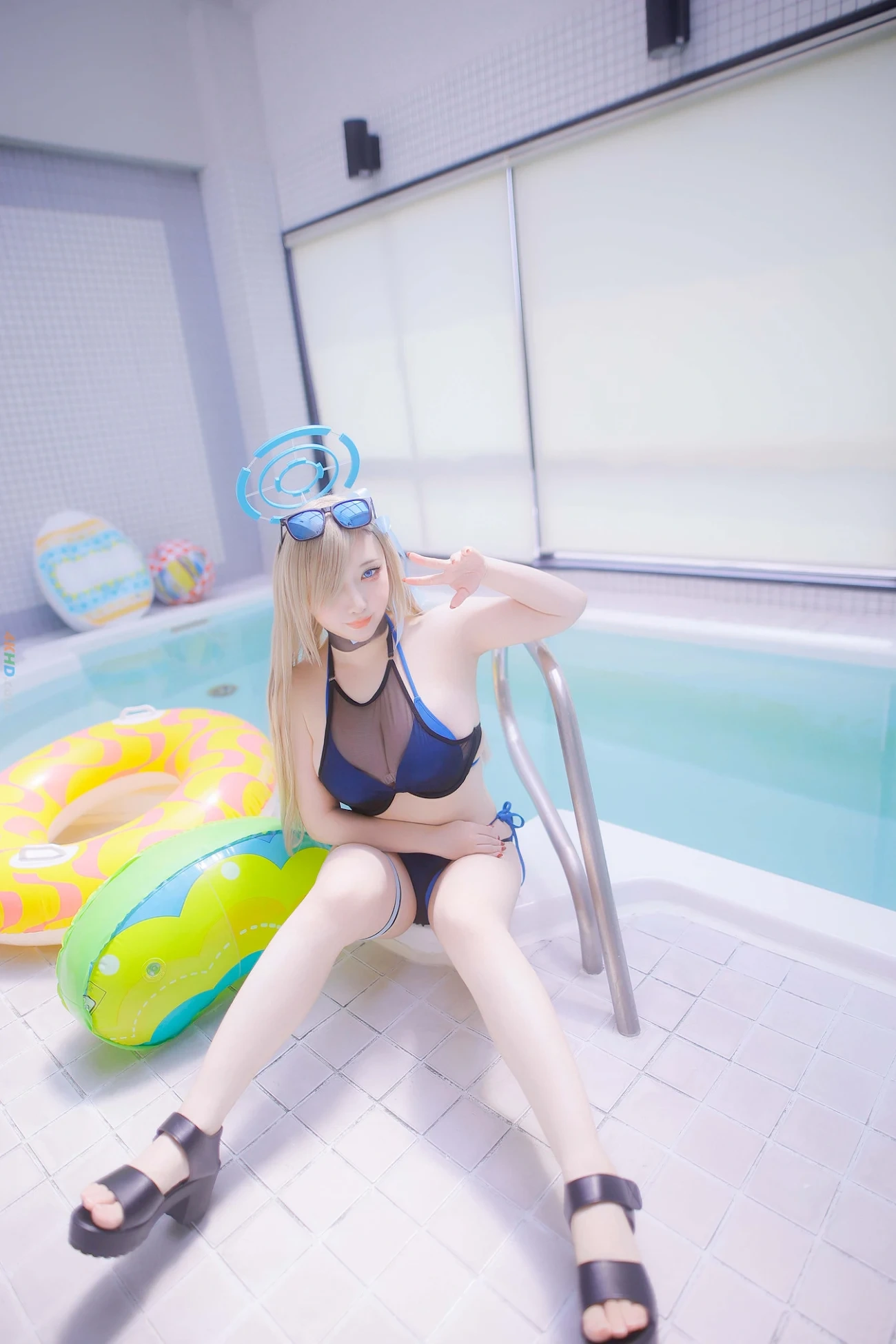 [Shooting Star's (Saku)] - A Secret Date by the Pool — photo 137