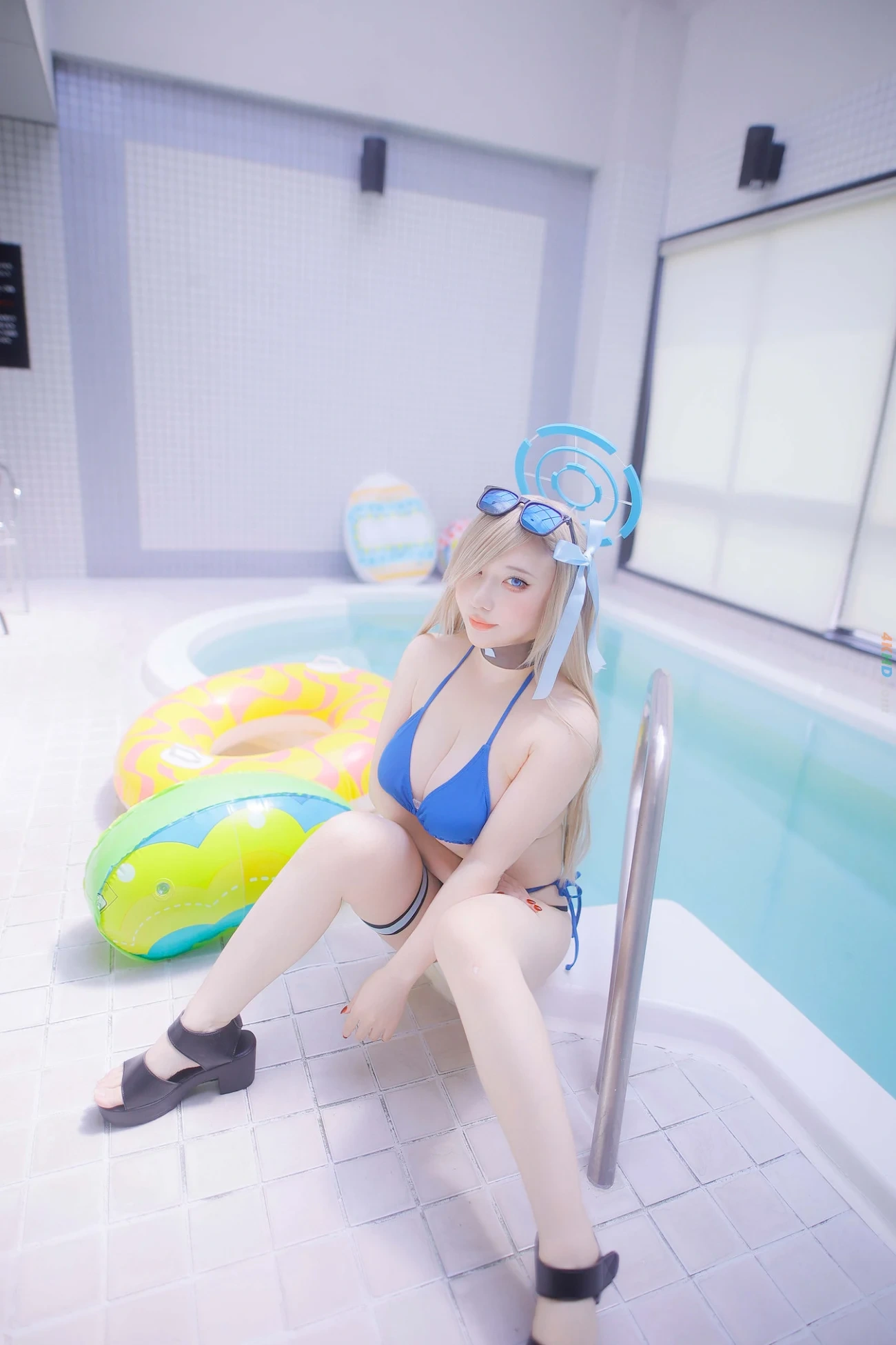 [Shooting Star's (Saku)] - A Secret Date by the Pool — photo 157