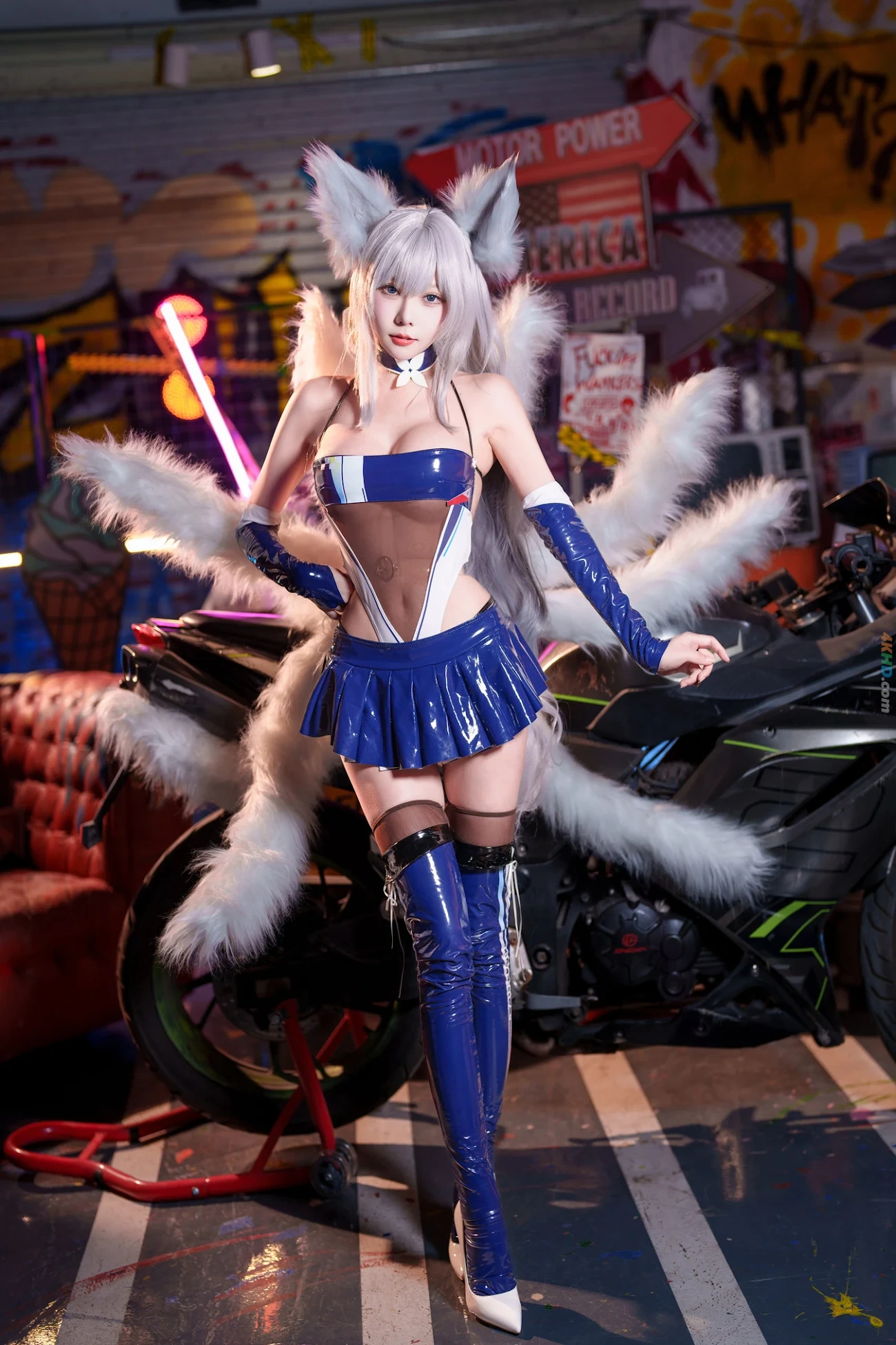 Cosplayers Full Body — photo 23