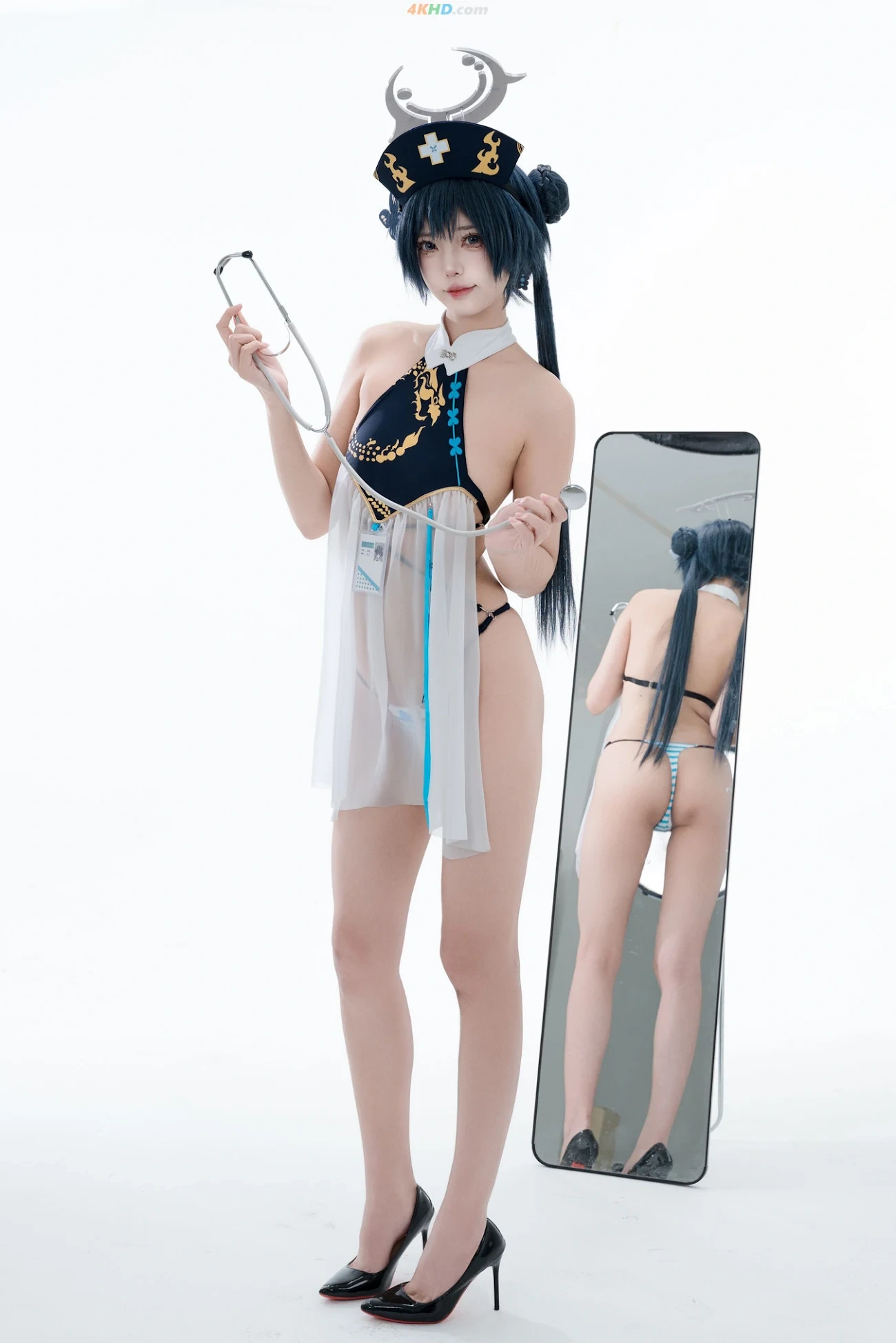 Cosplayers Full Body — photo 52