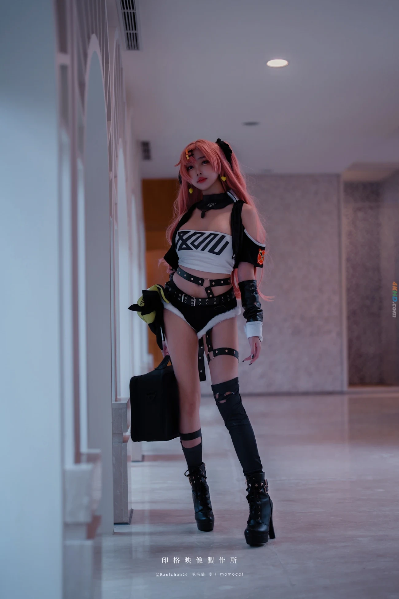 Cosplayers Full Body — photo 96