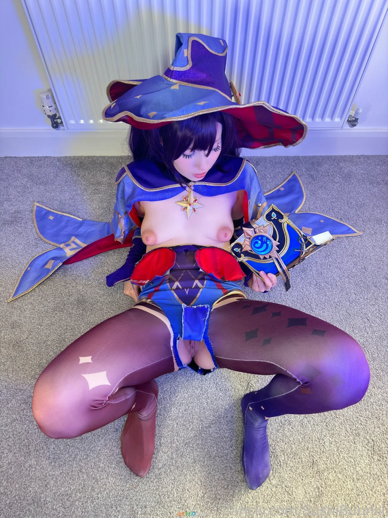 SushiBunniii - Mona (Genshin Impact) — photo 8