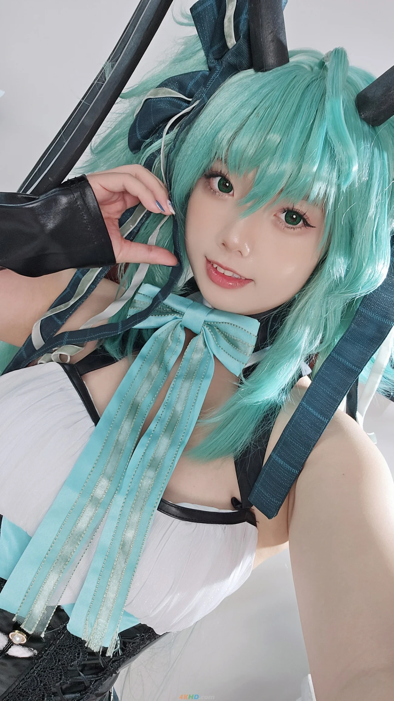 Messie Huang Miku Halloween — photo 25