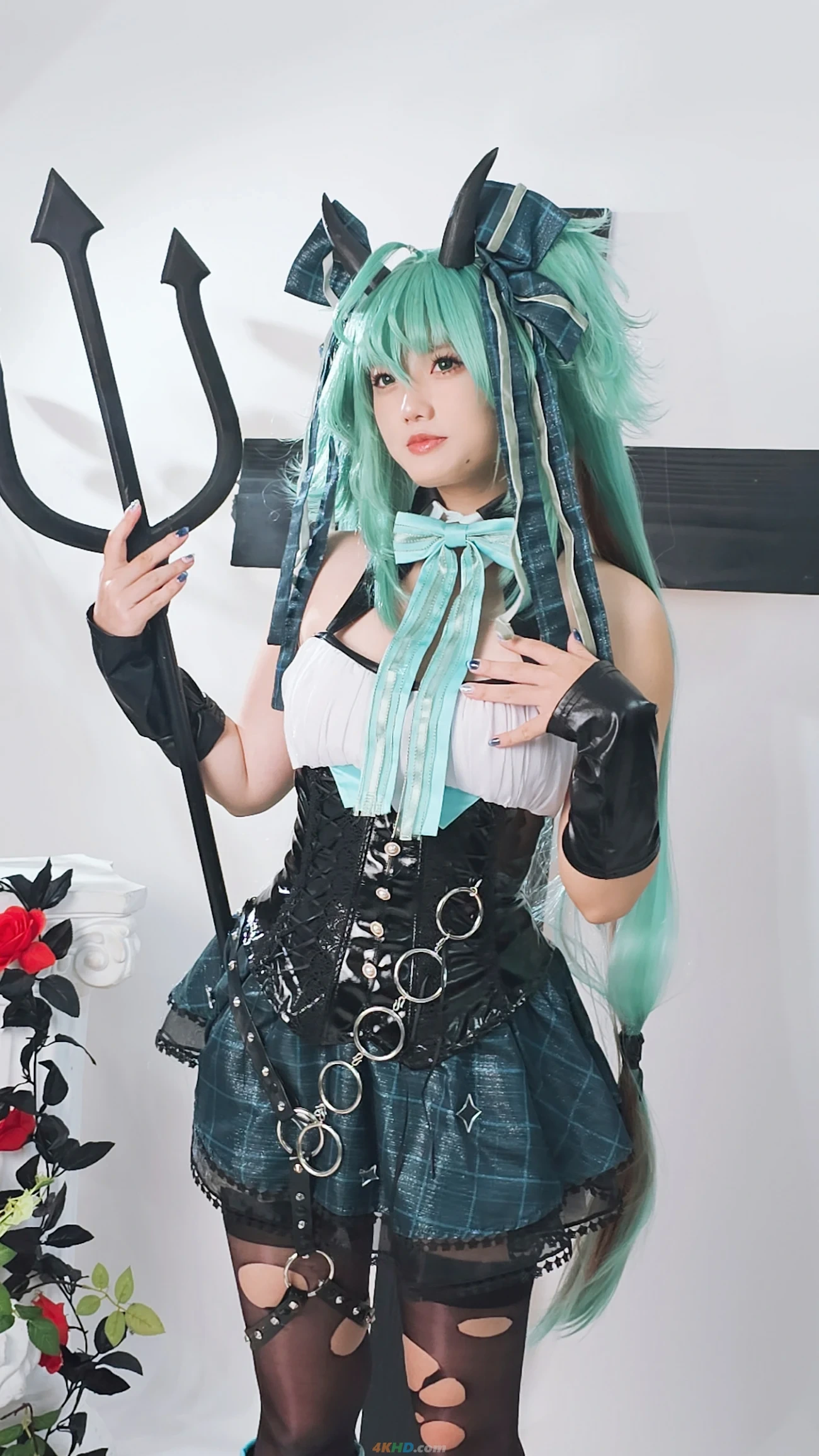Messie Huang Miku Halloween — photo 29
