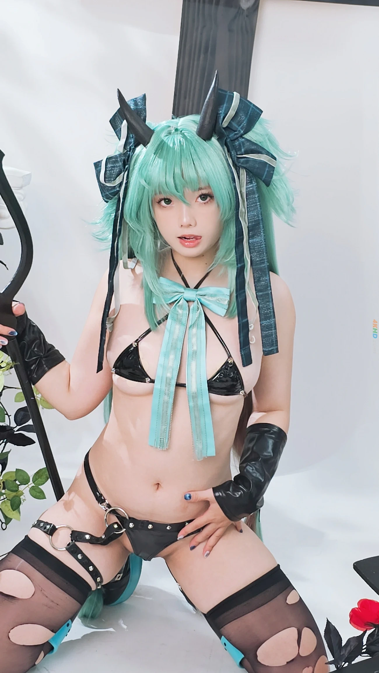 Messie Huang Miku Halloween — photo 63