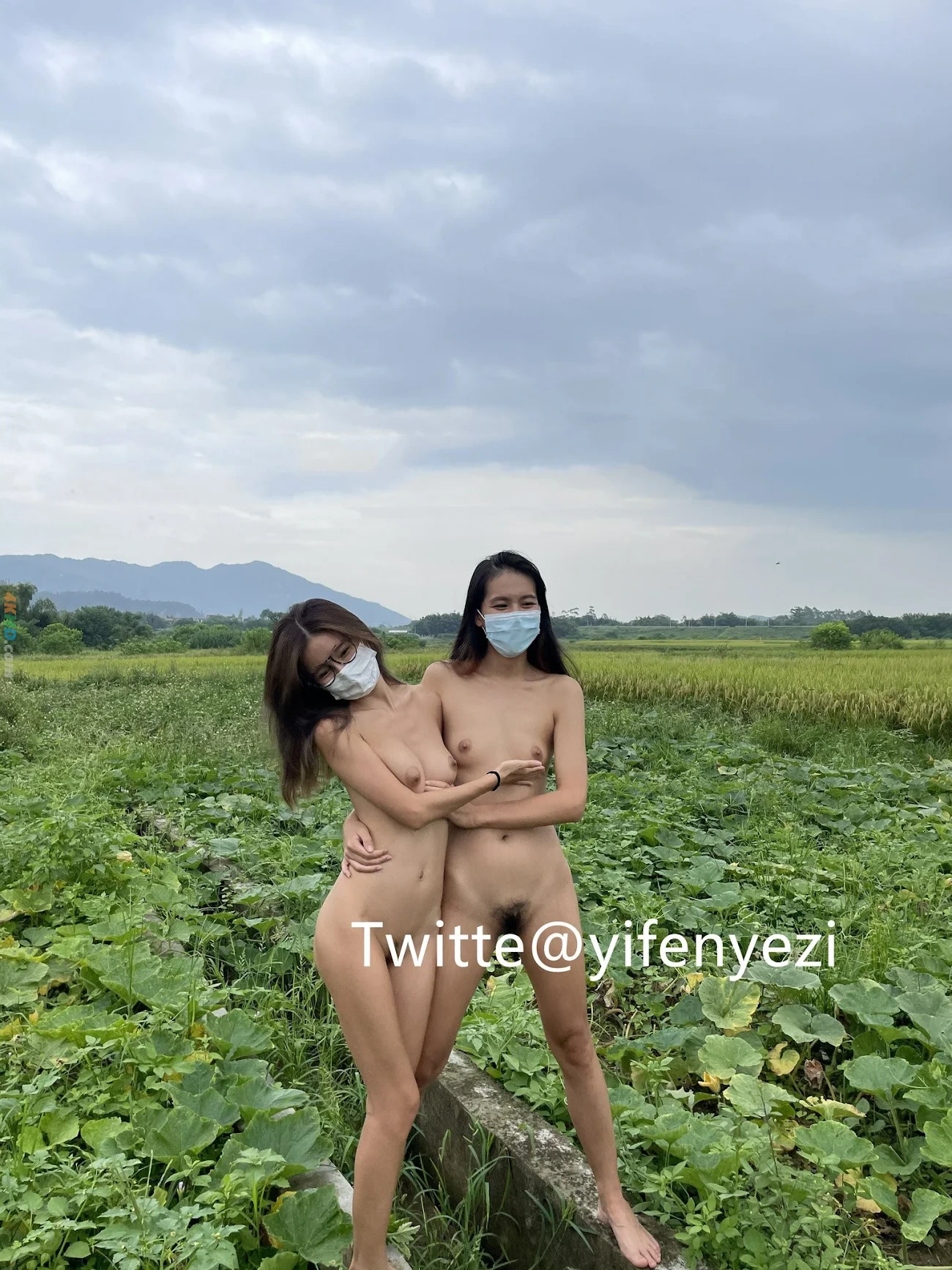 [OtherXXX] YiFengYeZi - RenQianLuChuJiPinLuChuHeJi — photo 32