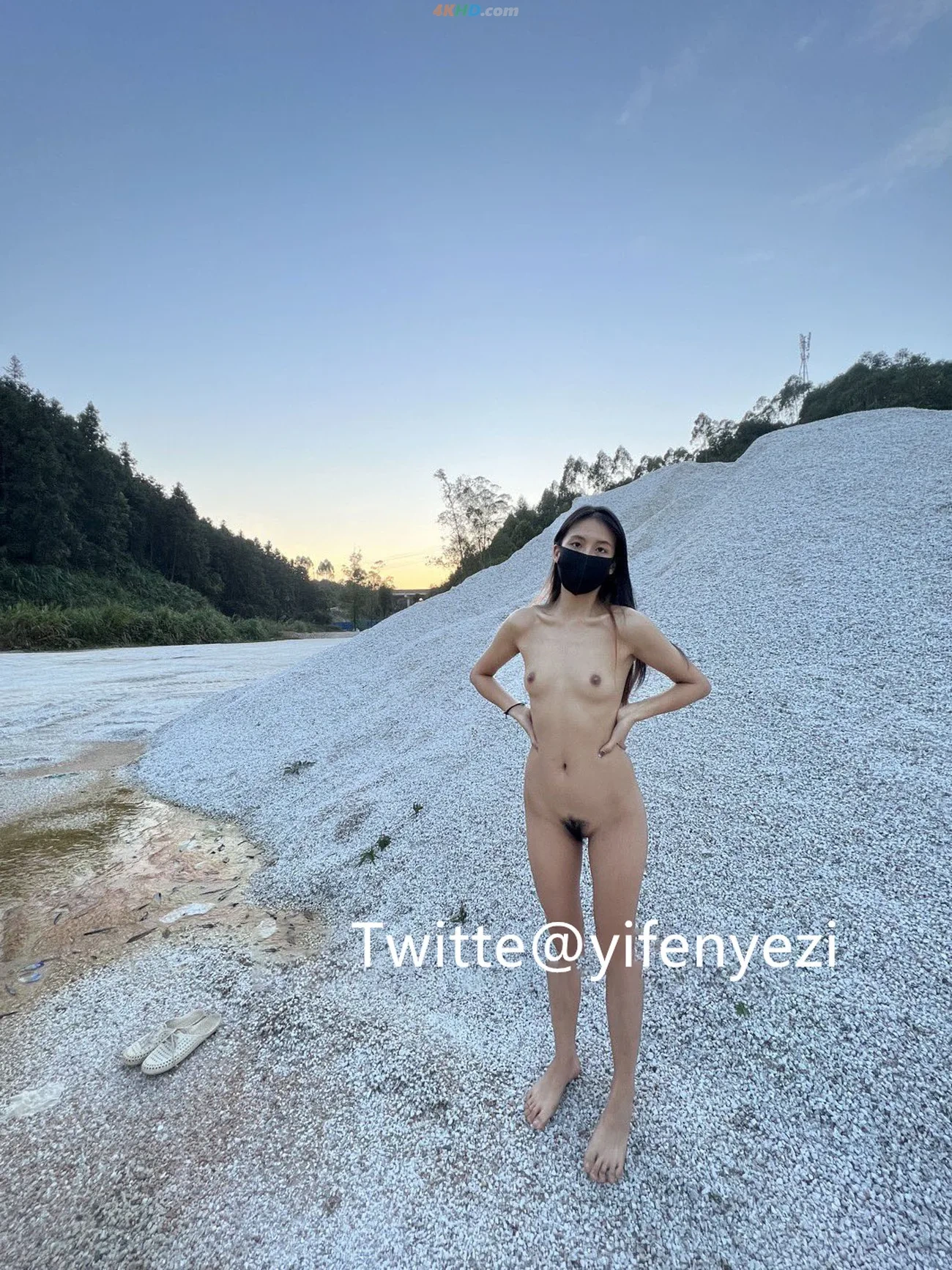 [OtherXXX] YiFengYeZi - RenQianLuChuJiPinLuChuHeJi — photo 124