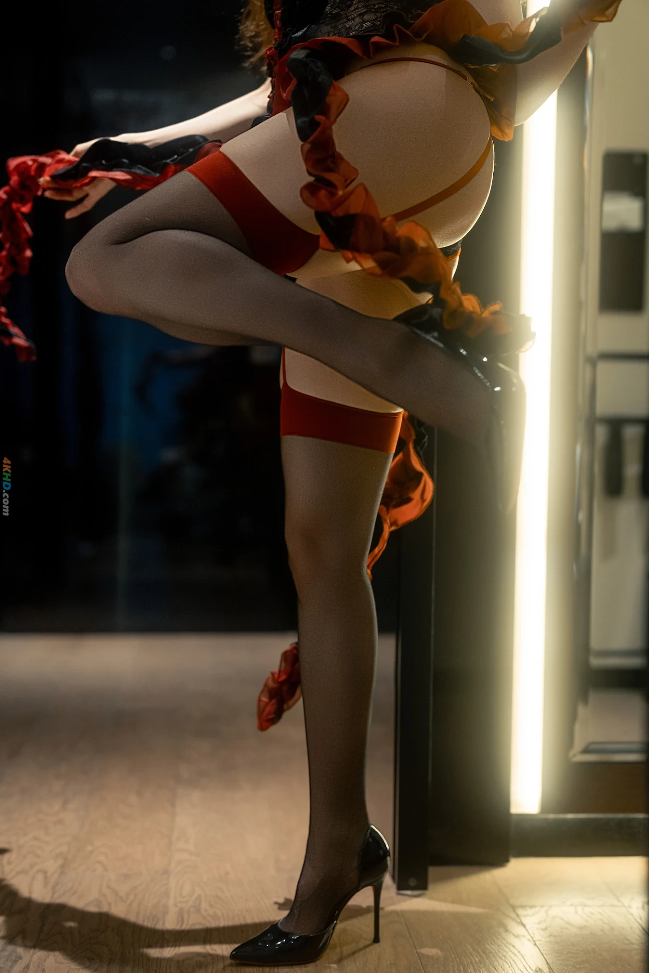TieShouJiaoShou NaNa HongHeiPei — photo 12