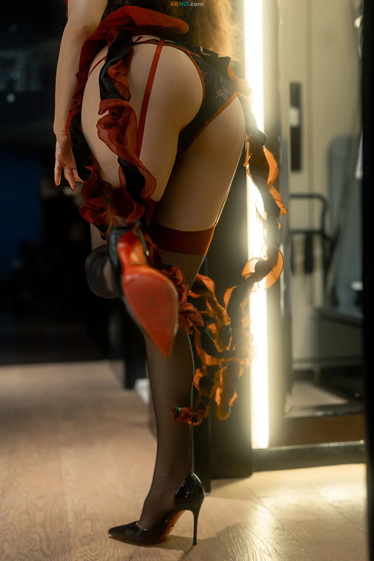 TieShouJiaoShou NaNa HongHeiPei — photo 15