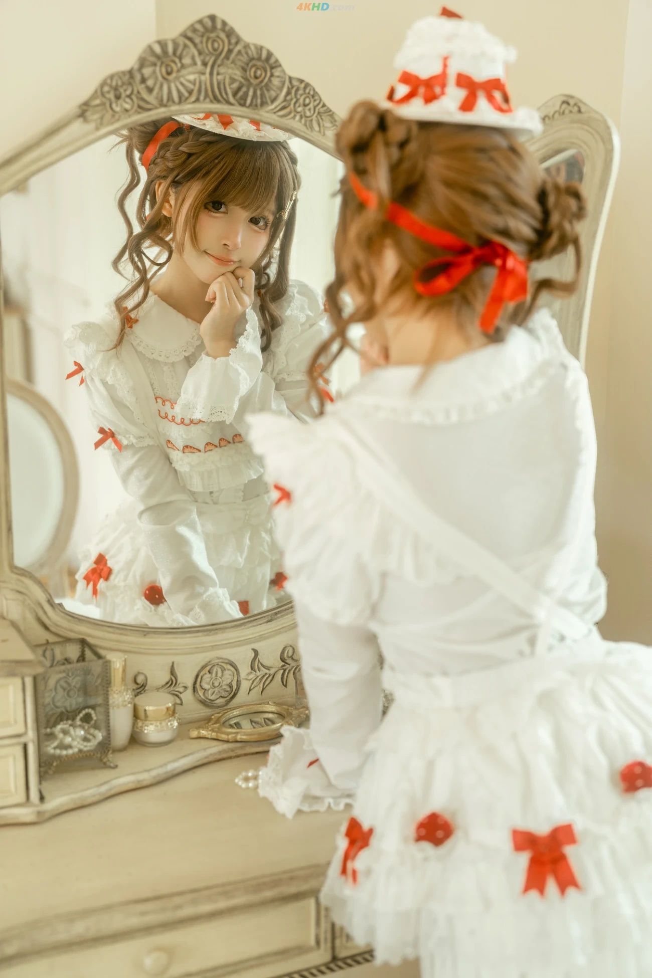 TieShouJiaoShou BaiSeGongZhuXiaoDanGao — photo 3