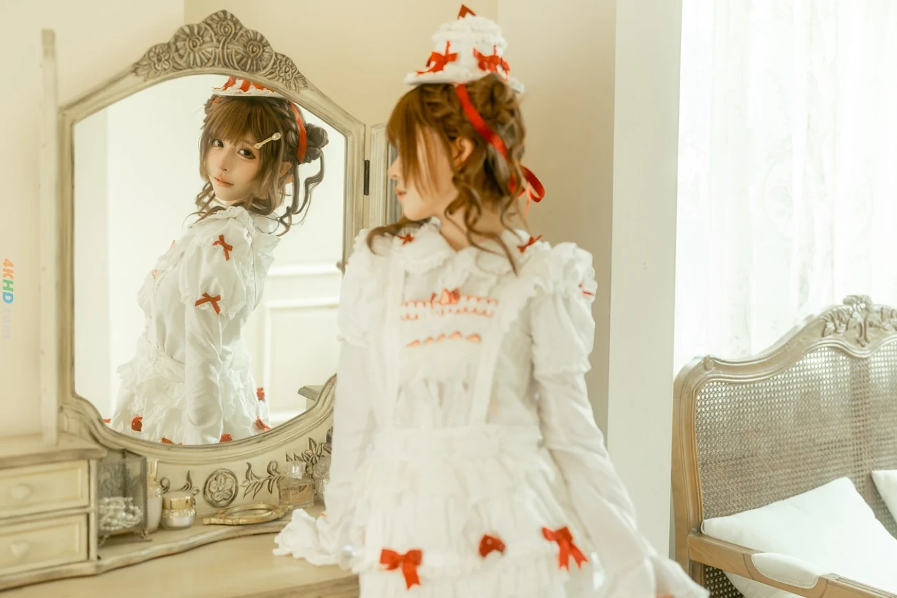 TieShouJiaoShou BaiSeGongZhuXiaoDanGao — photo 6