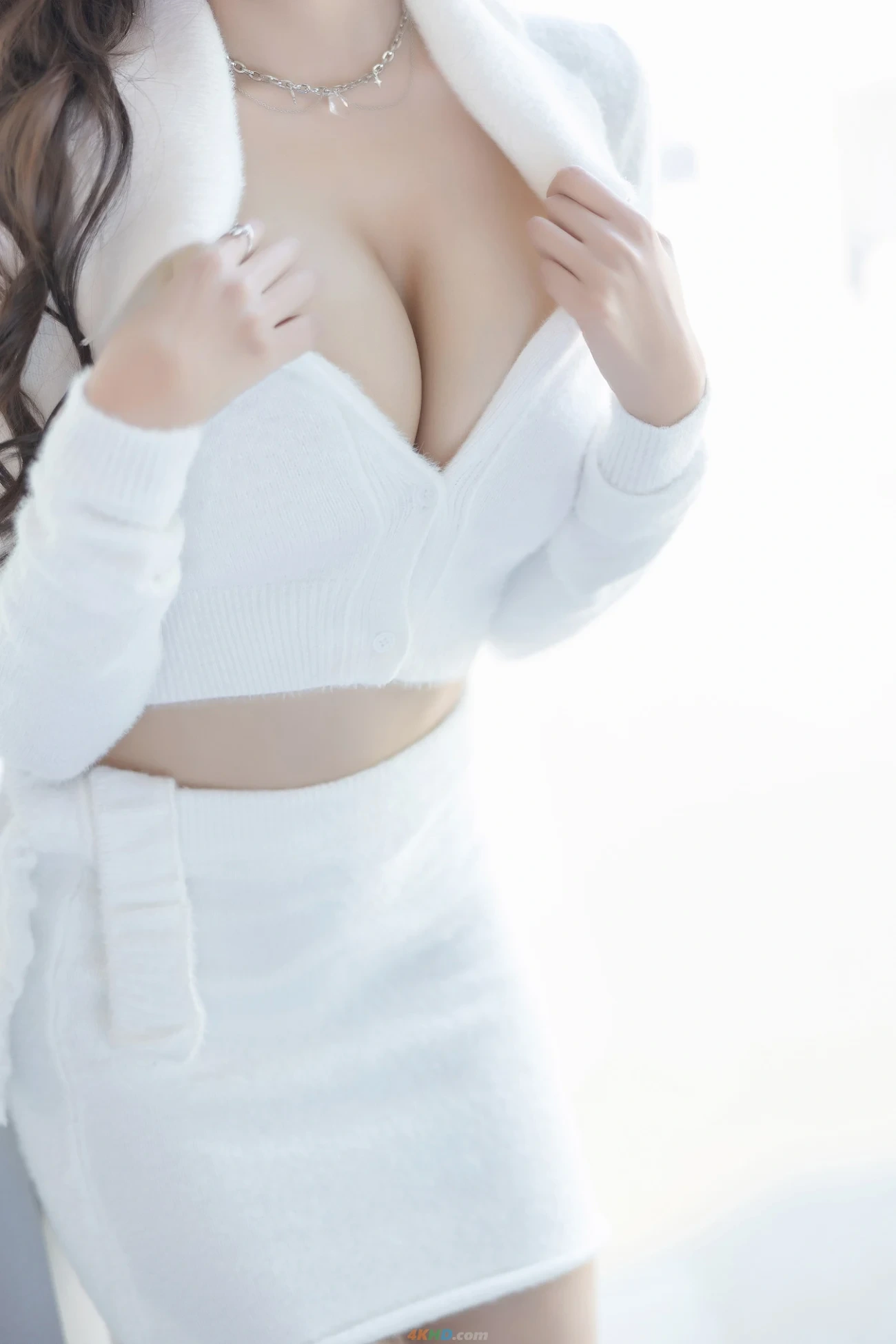 [NeiGouWuShuiYin] WangXinYaoYanni - BaiSeTaoZhuangShengDanNuLang — photo 29