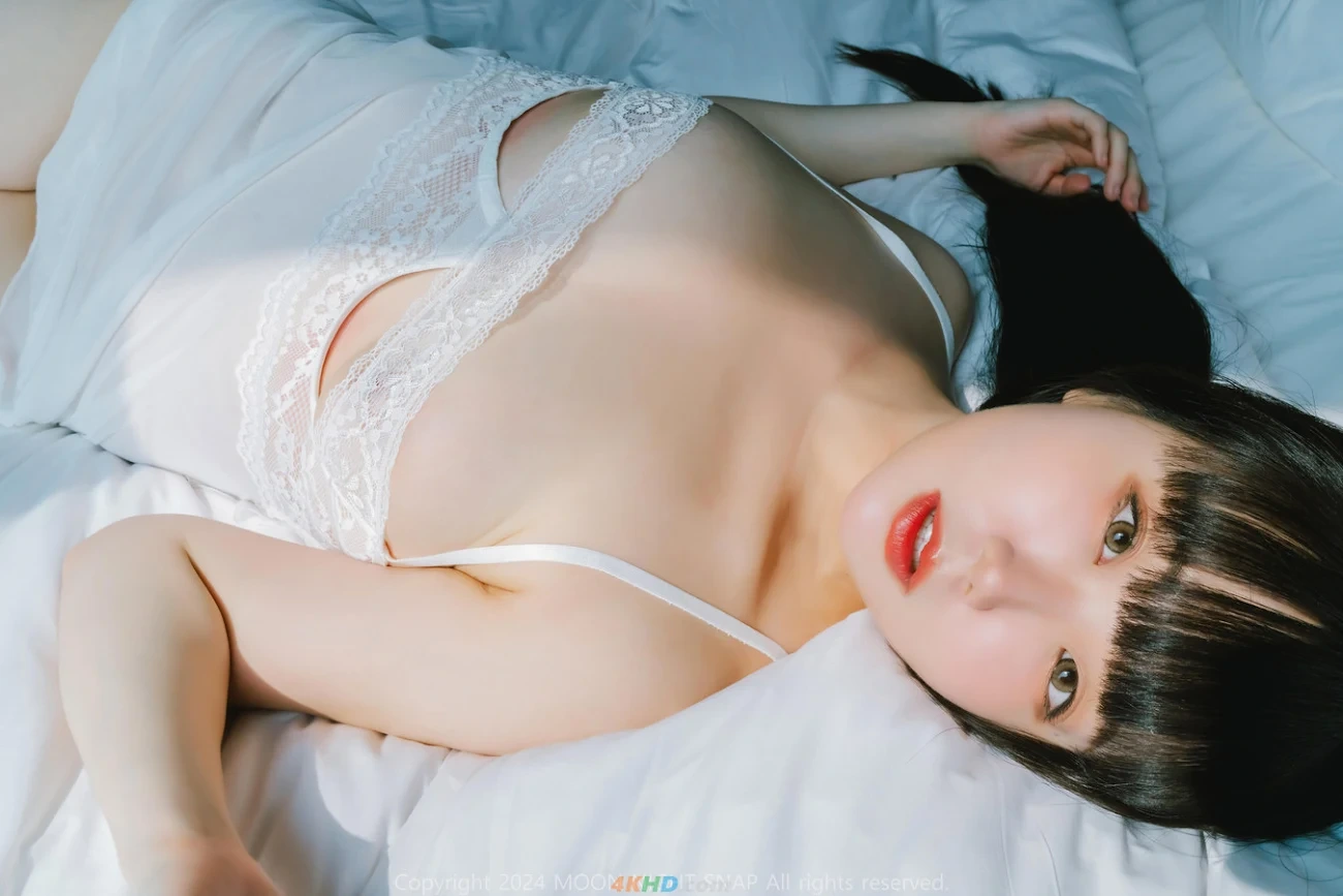 Moon Night Snap Doyeon Soft Butt — photo 34