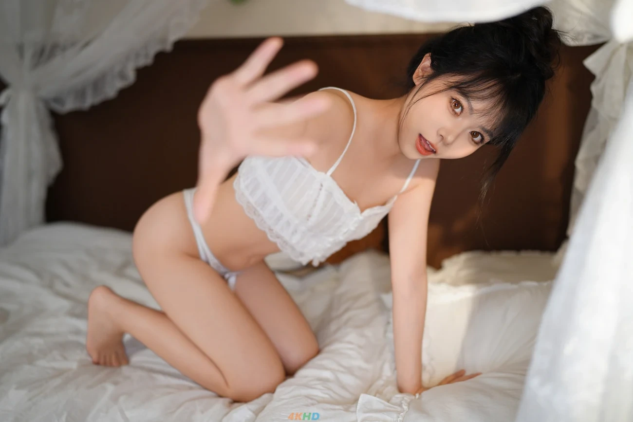 LuoChengXueYuki - BaiSeDiaoDai — photo 23