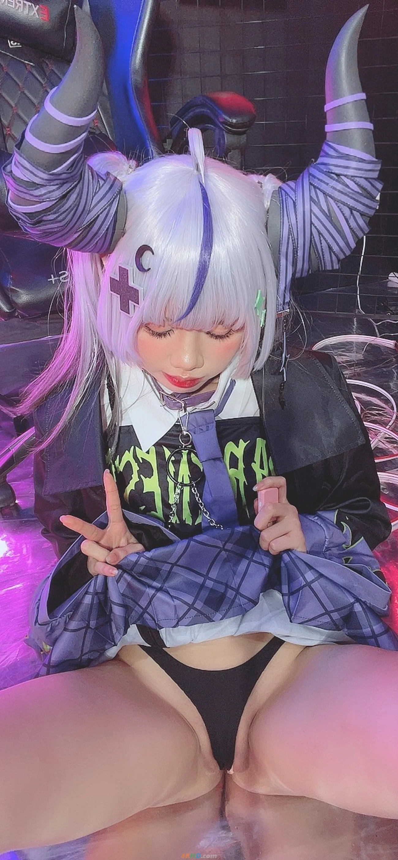 PoppaChan Laplus in new outfit — photo 96