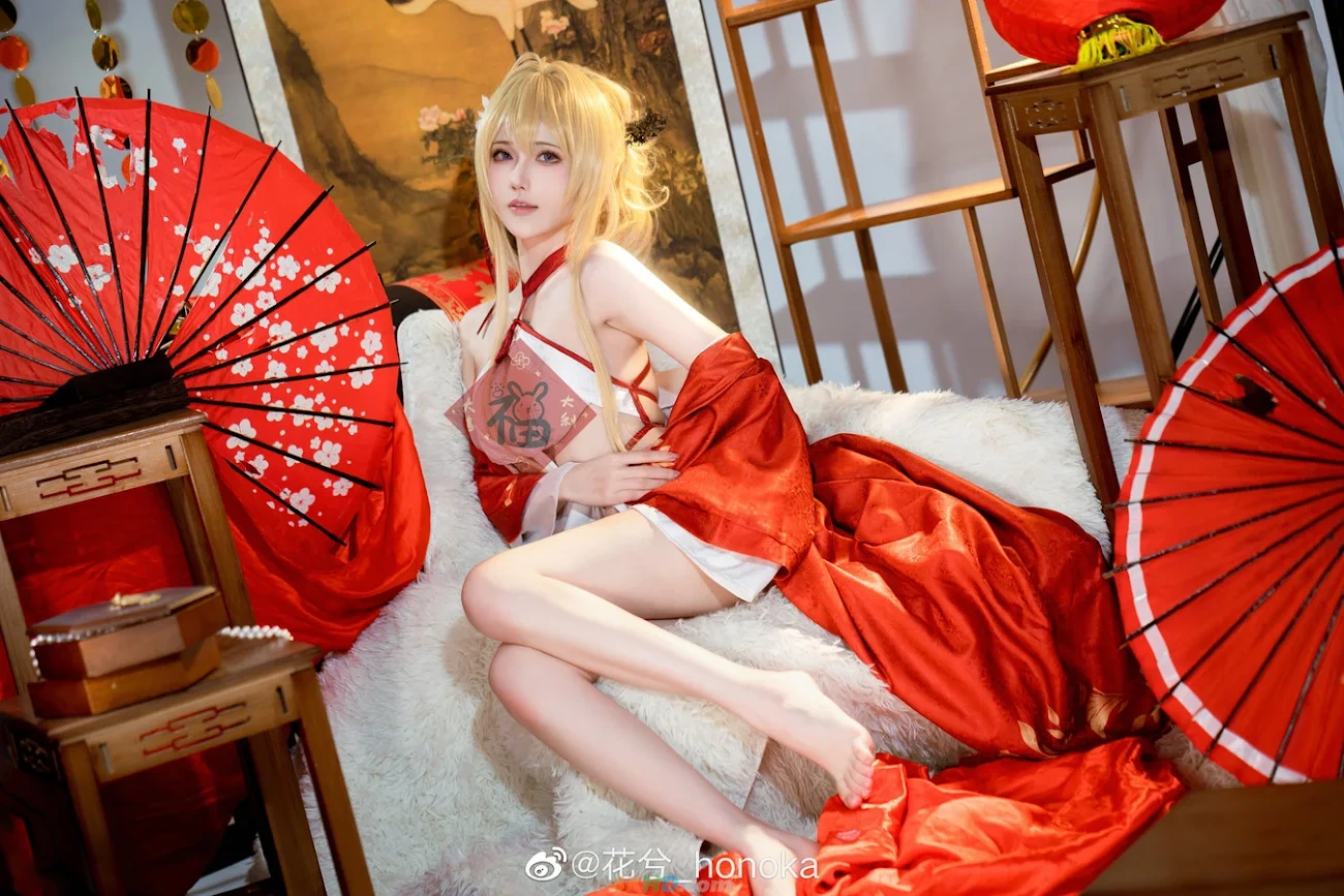 HuaXihonoka GuangRong WeiBoTu — photo 1