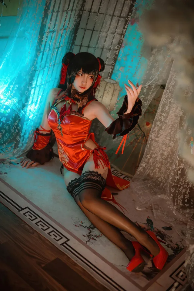 ErZuoNisa ShiQiKuangSan XinChunQiPao
