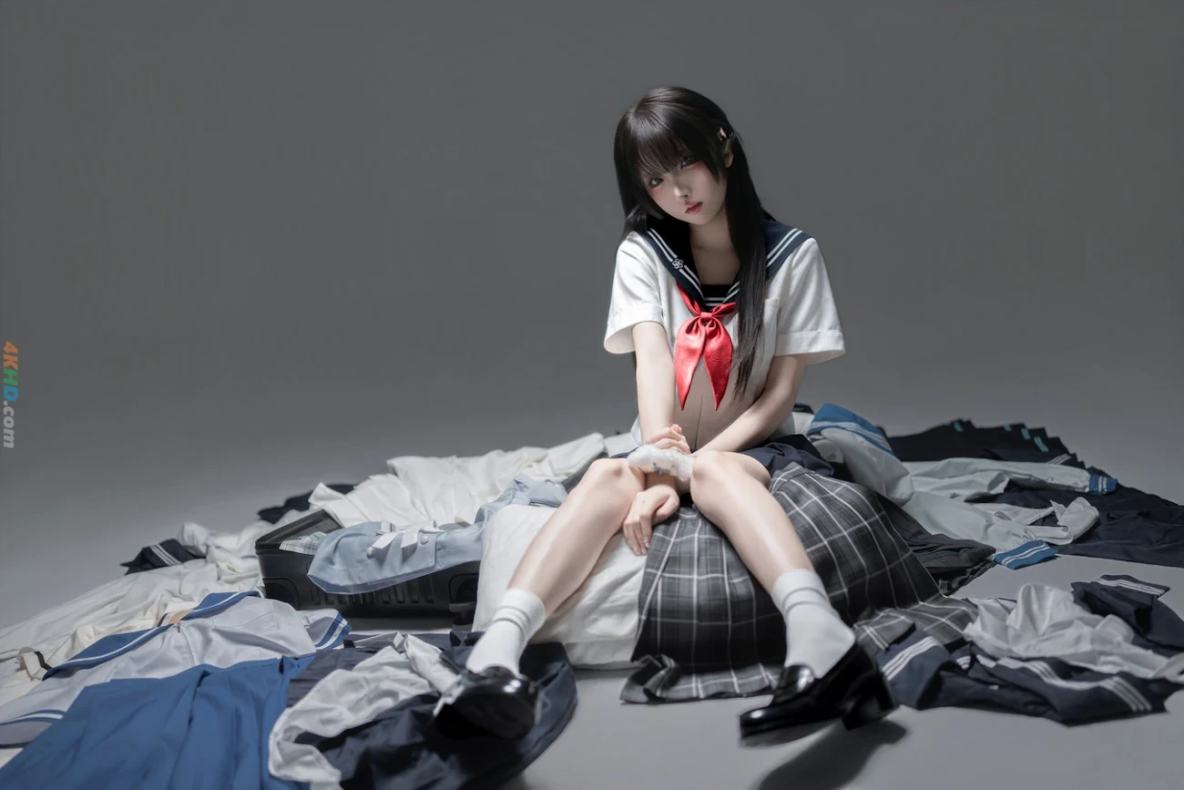 ZhiYueEtsu_ko 520 JK — photo 1