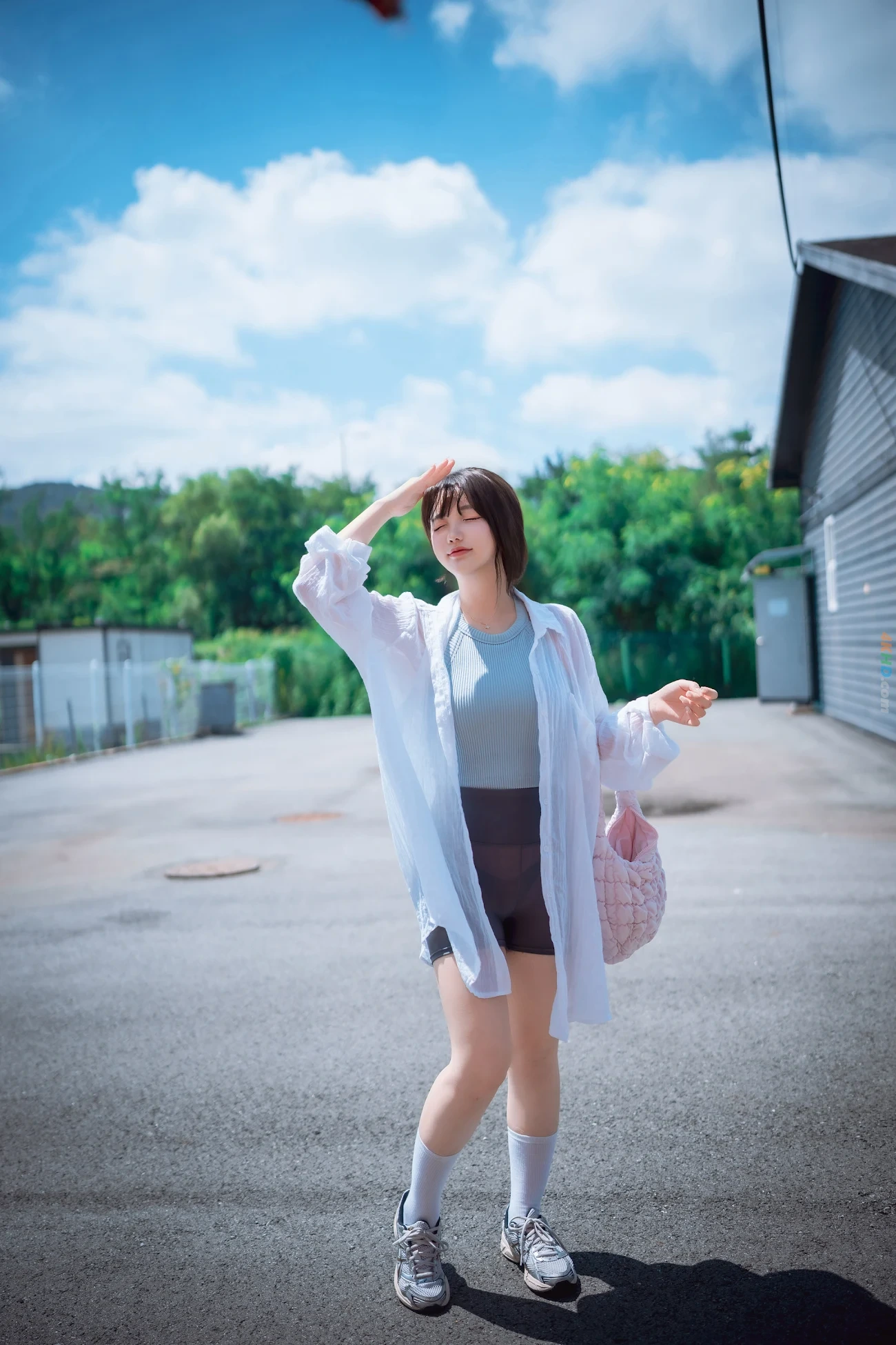 Son Ye Eun (SonYeEun) DJAWA Photo Wash My Car — photo 146