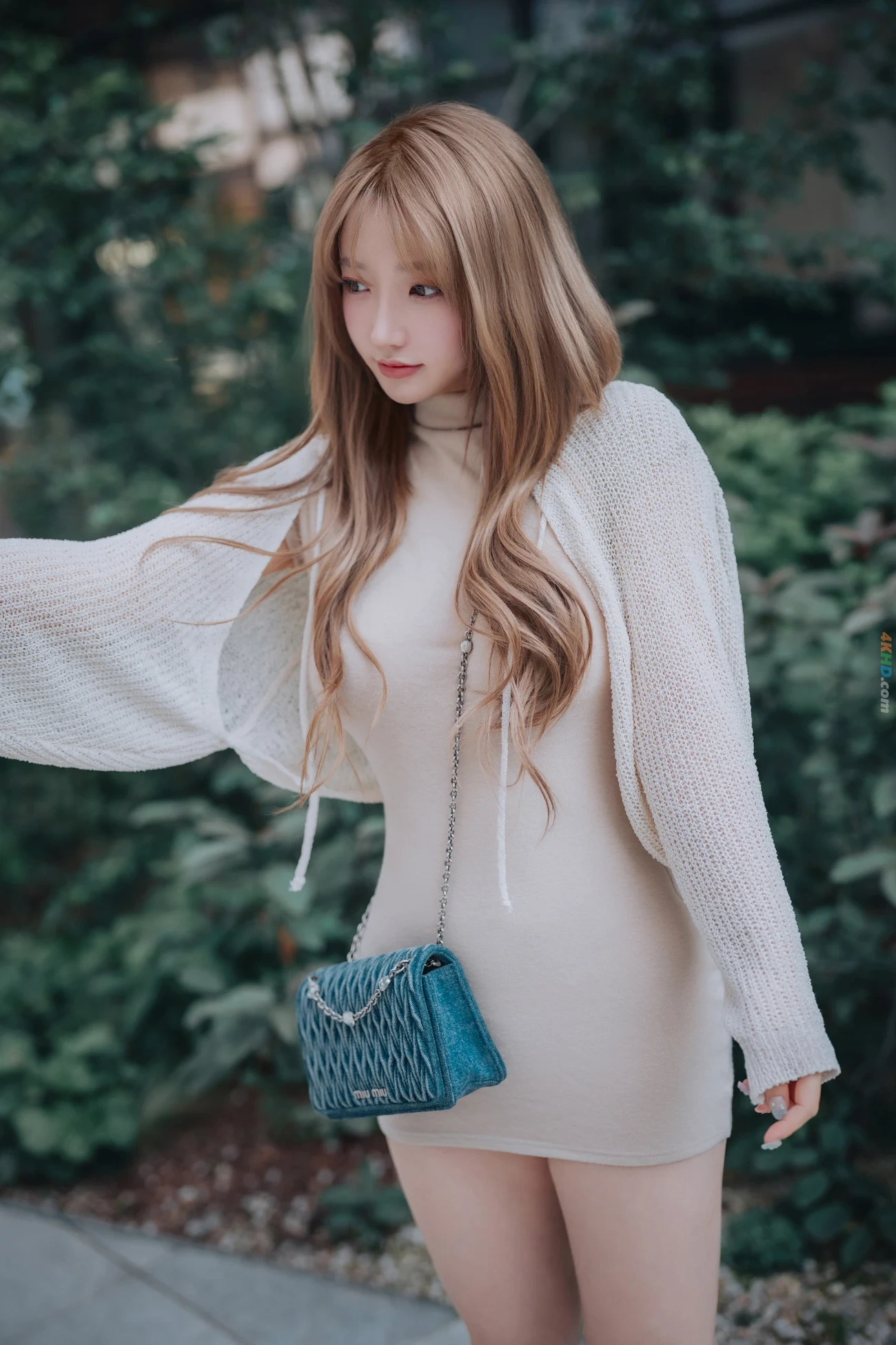 Son Ye Eun (SonYeEun) DJAWA Photo Happy Solo Birthday — photo 8