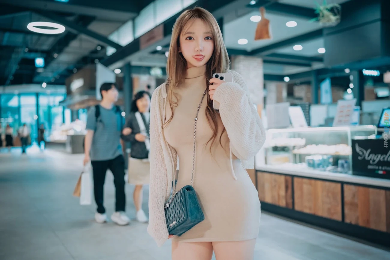 Son Ye Eun (SonYeEun) DJAWA Photo Happy Solo Birthday — photo 26